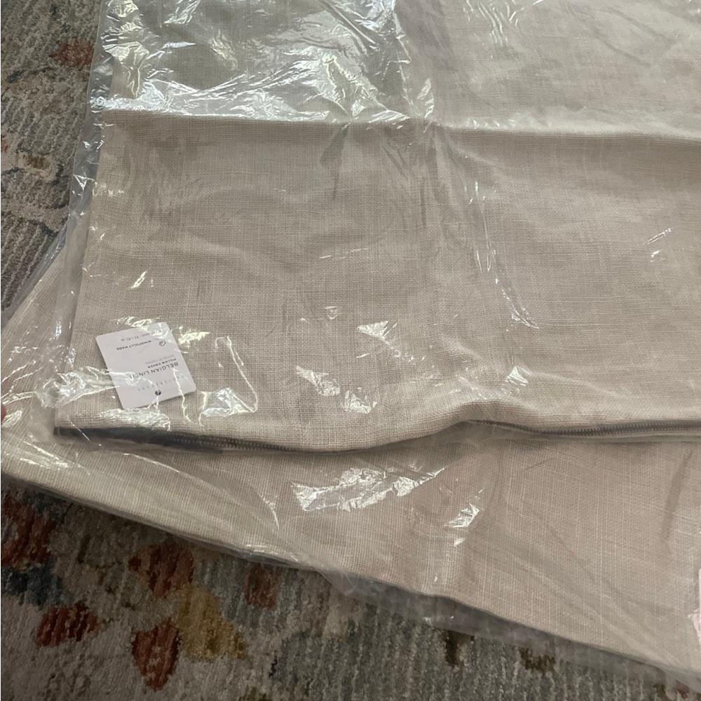 Pottery Barn Belgian Linen Pillow Cover - Picture 7 of 7